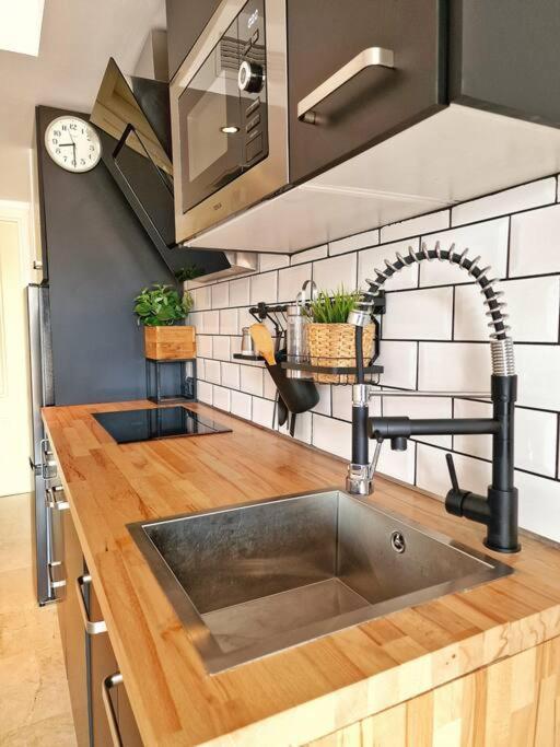 베날마데나코스타 Acogedor Piso Con Terraza Y Parking! 아파트 외부 사진