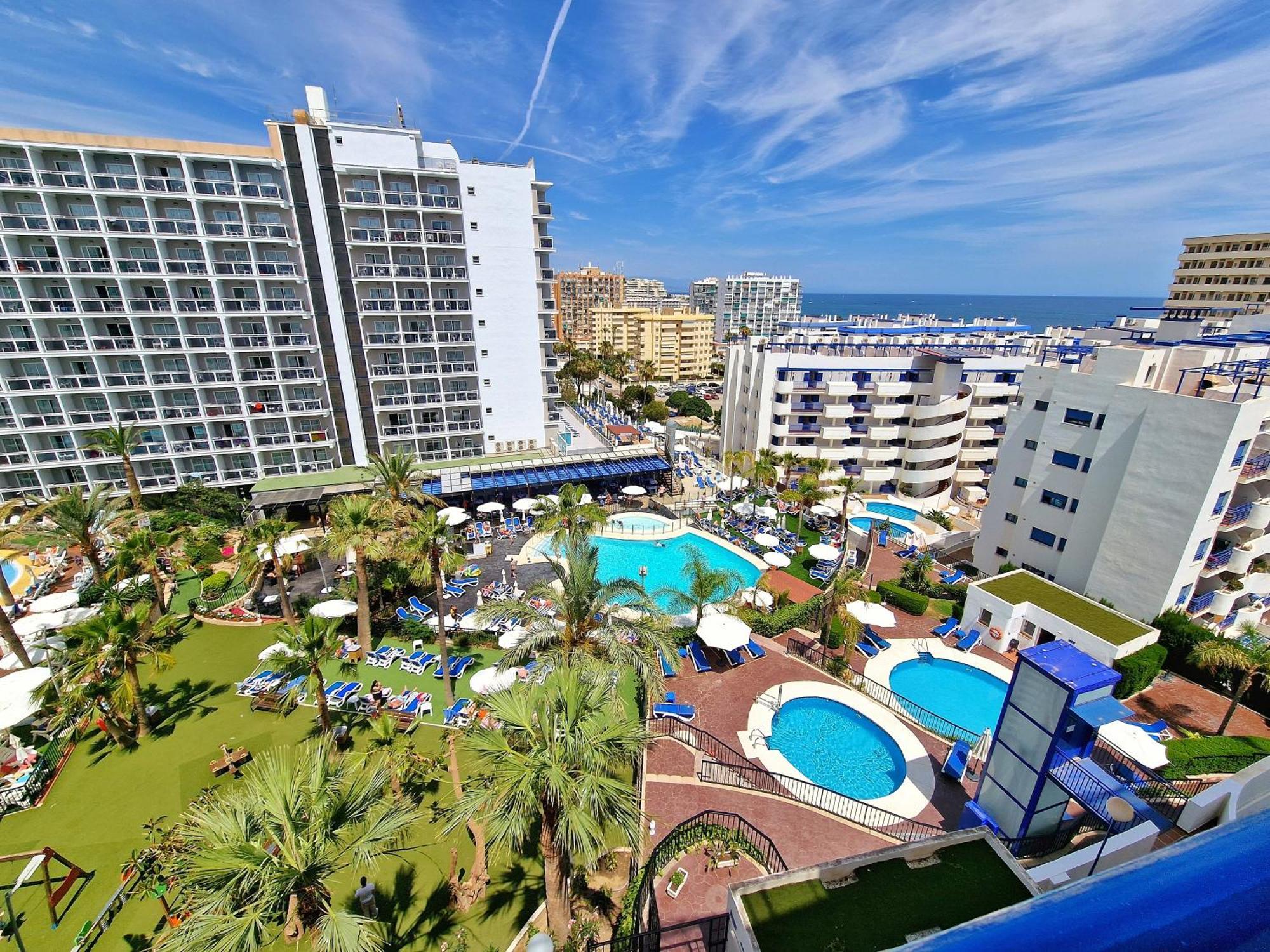 베날마데나코스타 Acogedor Piso Con Terraza Y Parking! 아파트 외부 사진